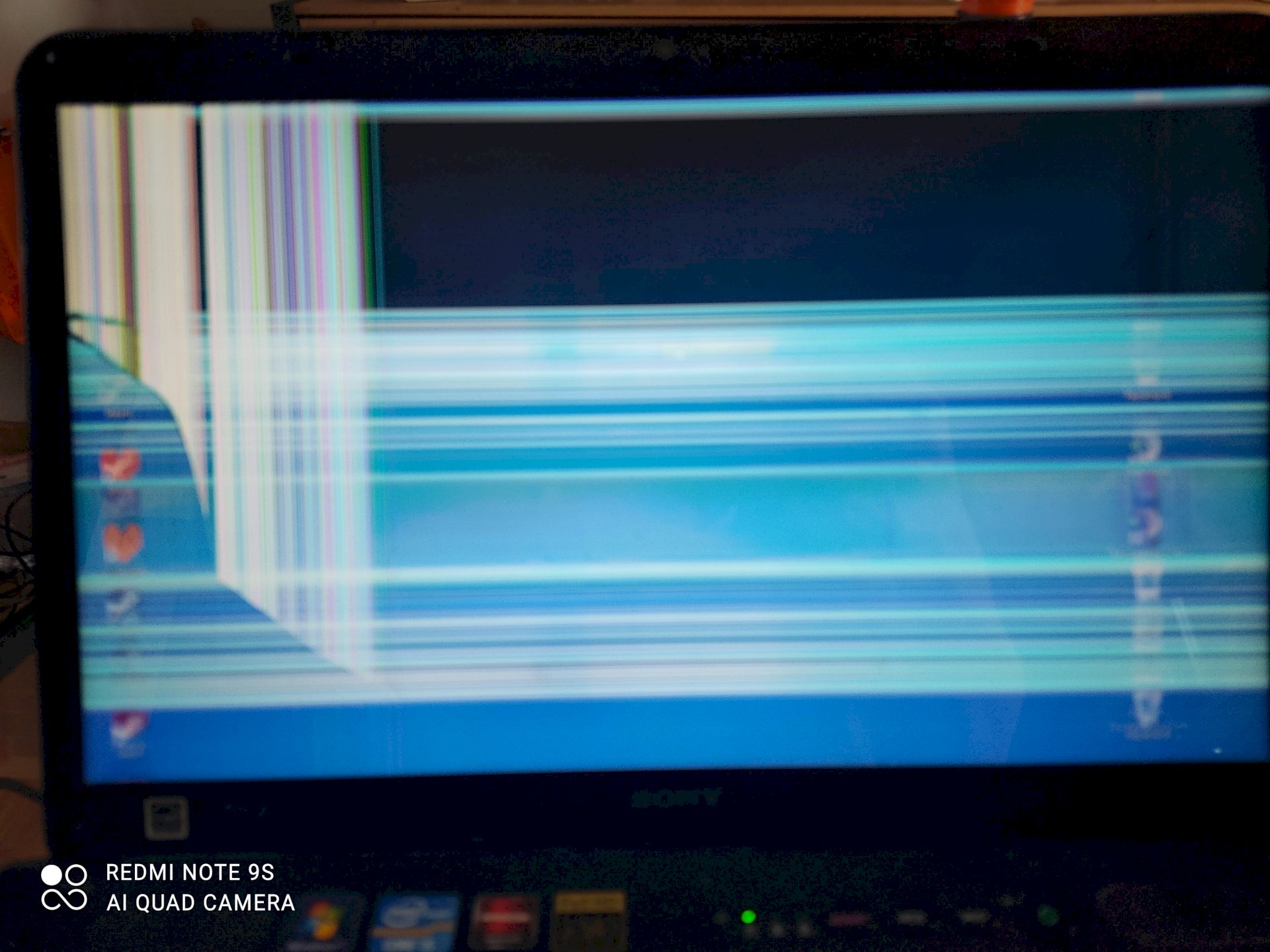 Broken laptop screen
