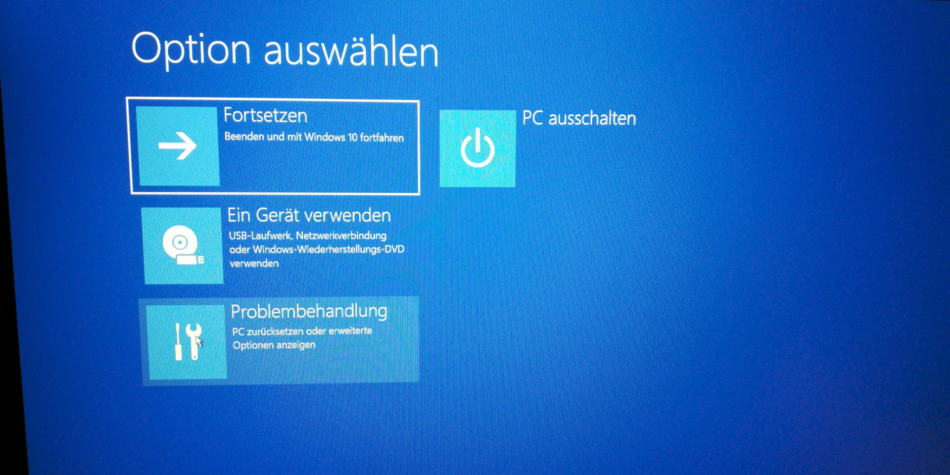 Windows 10 does not start anymore because of c hard disk. What can I do - 1