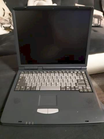 Baycom 2700t laptop does not draw power