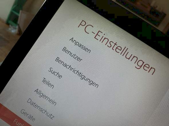 Laptop moisture damage