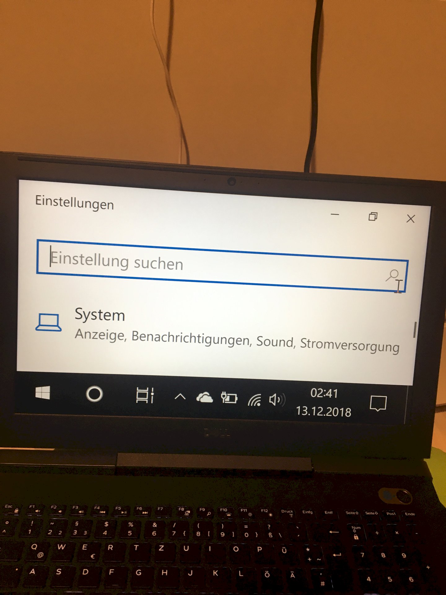 Laptop screen completely zoomed