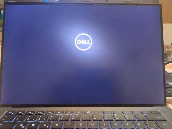 Dell XPS 15 9500 startup problem