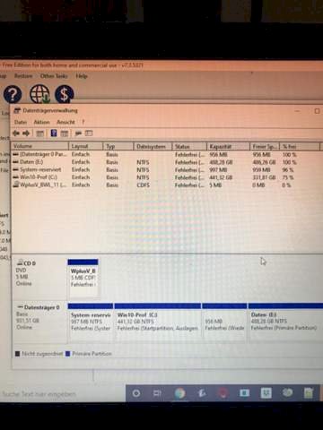 My laptop does not recognize the hard drive that I connected via a SATA to USB adapter, what could be the problem