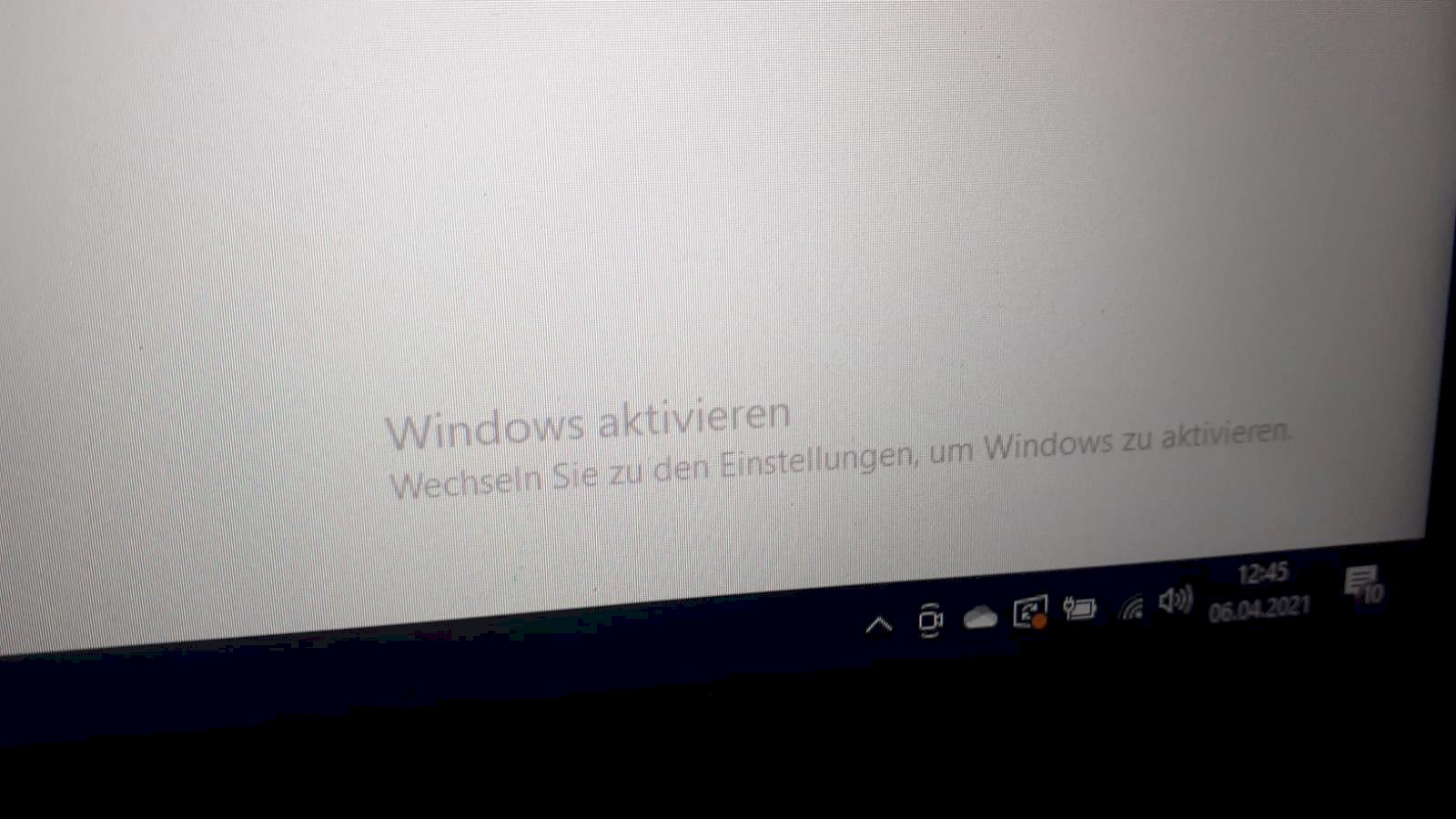 Problems with Windows Activation on Laptop