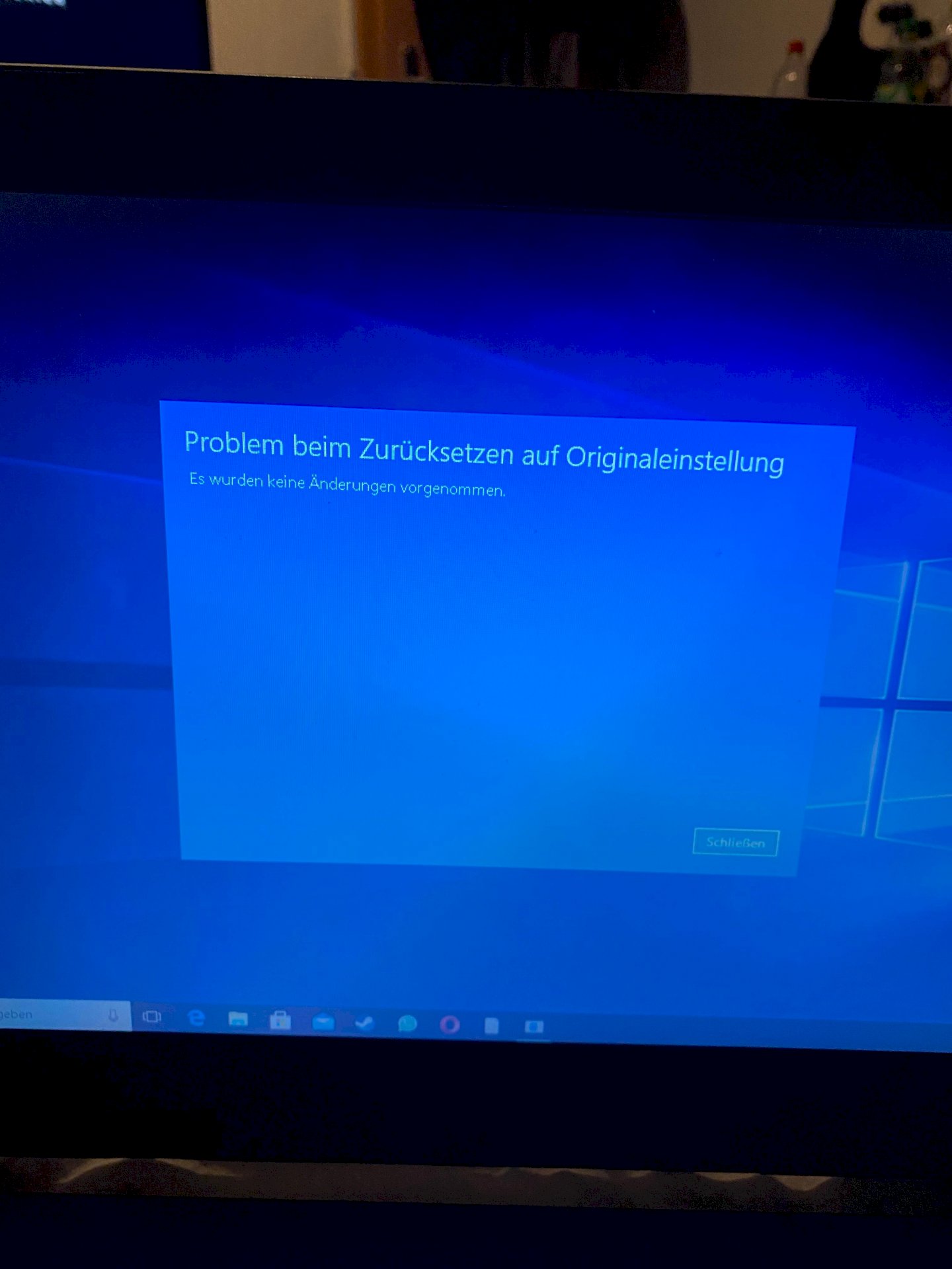 Windows 10 update and factory settings not possible - 1