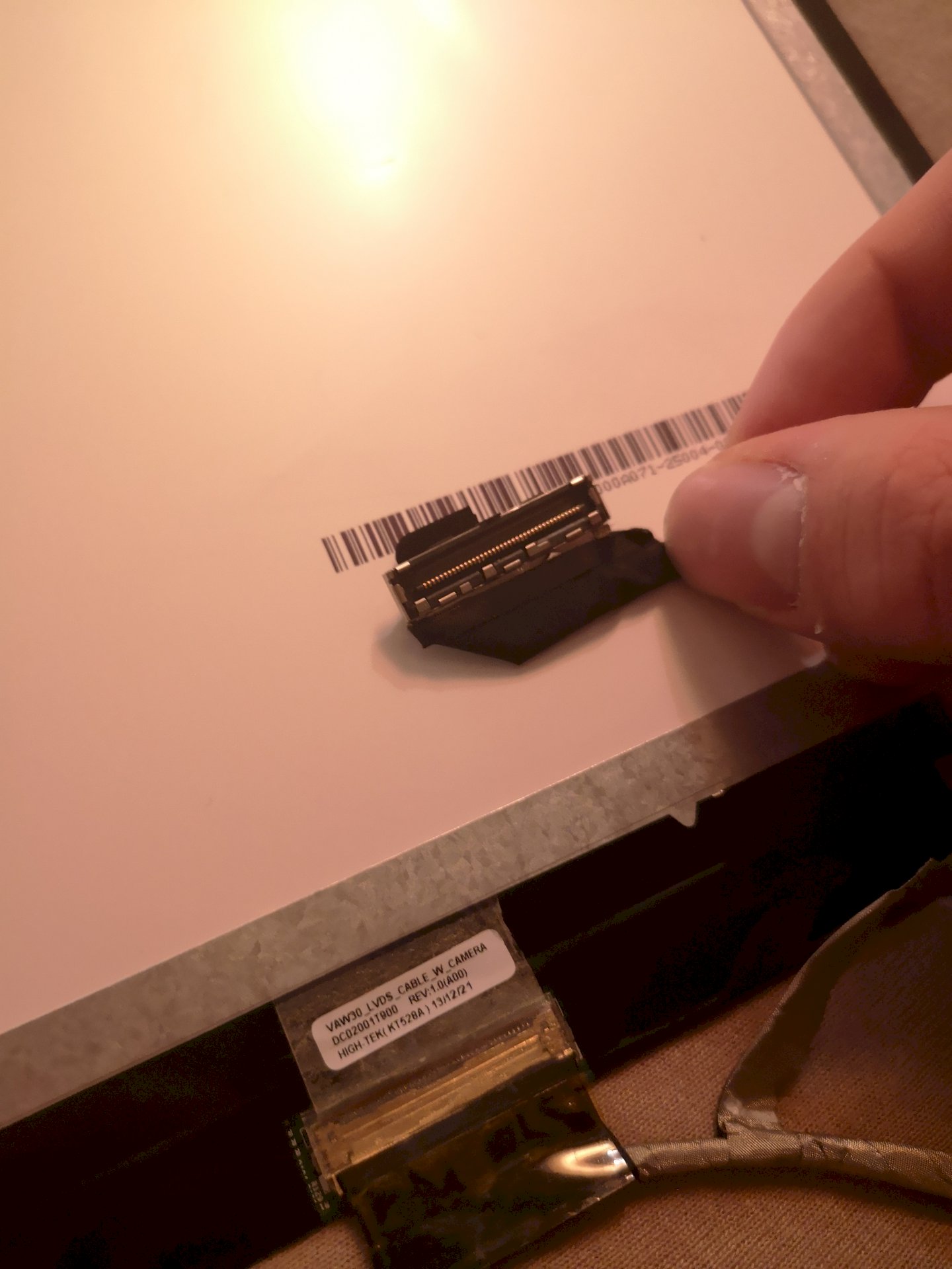 Expanded Laptop Display to HDMI or VGA Adapter