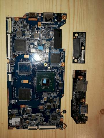 Which of these is the laptop s SSD hard drive