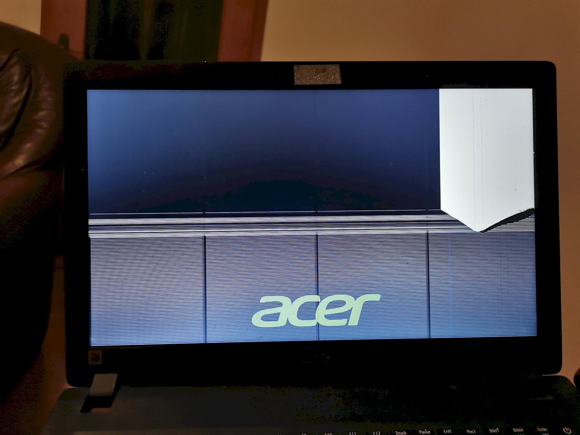 Broken laptop screen